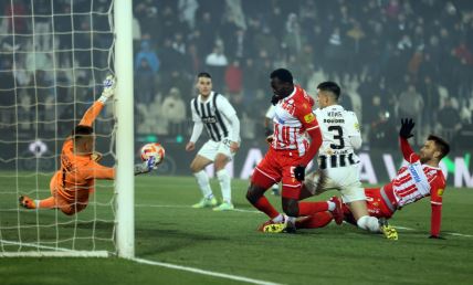 Partizan Zvezda 171. derbi (16).jpg