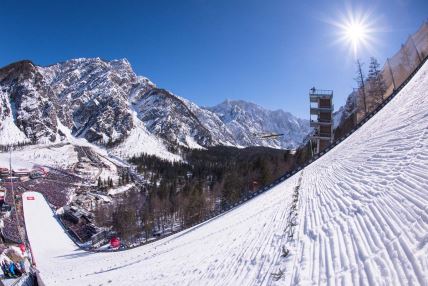 F004297-planica_2016_iztok_medja_18_orig_jpg-photo-m.jpg