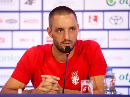 viktor troicki