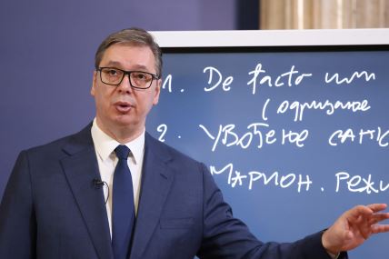 Aleksandar Vučić se obraća iz predsedništva