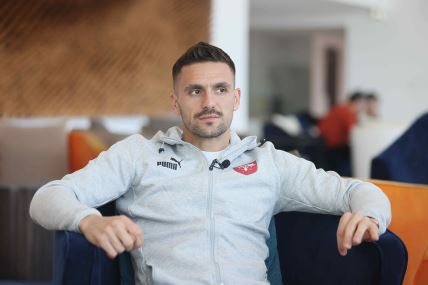 Dušan Tadić (18).jpg