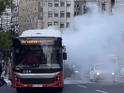 Autobus gori