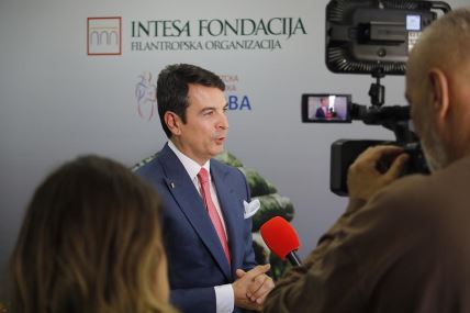 Darko Popovic, zamenik predsednika Upravnog odbora Intesa fondacije i predsednik Izvršnog odbora Banca Intesa copy 2.jpg