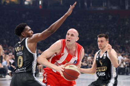 Crvena zvezda Partizan Košarka (2).JPG