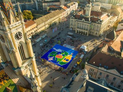 Humanitarno ekološka organizacija Čepom do osmeha copy.jpg