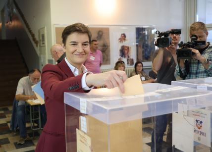 Ana brnabić Izbori (12).jpg