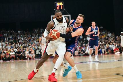 Srbija Amerika, Gudurić i Lebron