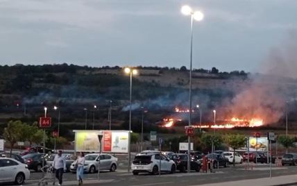 Požar kod robne kuće Ikea (2).jpg