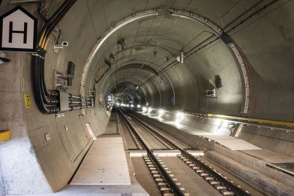 Tunel Gotthard Base