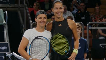 Ana Ivanović i Kirsten Flipkens.jpg