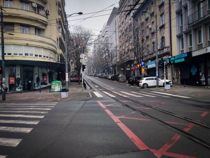 Beograd magla puste ulice 1 (9).jpg