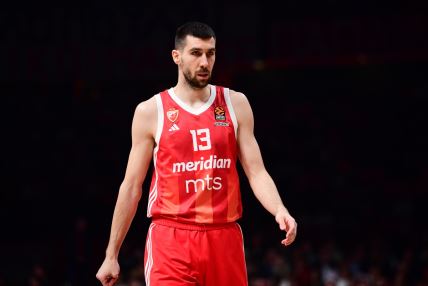 Olimpijakos Crvena zvezda (5).jpg