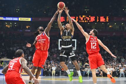 Karlik Džons na meču protiv Crvene zvezde