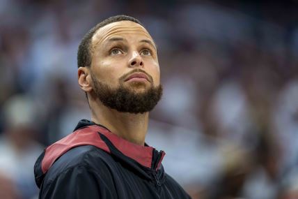 Stef Kari ispao sa Golden Stejtom iz NBA plej-ofa.