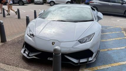 Lamborgini invalidsko mesto