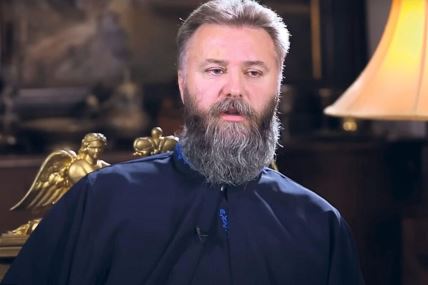 Otac Predrag Popović