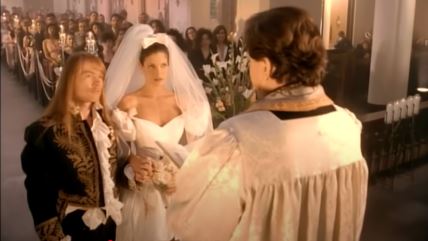 Eksl Rouz Stefani Sejmur November rain spot