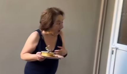 Svekrva iznenađena