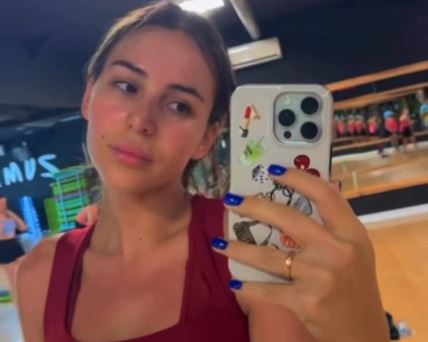 Anastasija se iz auta oglasila pesmom Vlade Magle