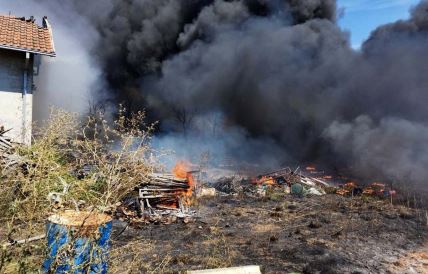 Požar Novi Sad 3.jpg