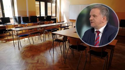 učionica škola klupe školska klupa tabla prva beogradska gimnazija copy 2.jpg