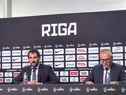 FIBA konferencija Garbahosa i Novak (2).jpg