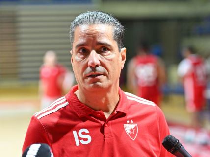 Trener Zvezdinih košarkaša Janis Sferopulos.