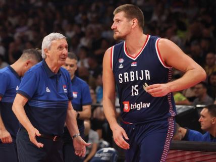 Selektor Srbije Svetislav Pešić i reprezentativac Nikola Jokić.