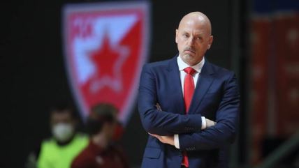 Saša Obradović i grb Crvene zvezde