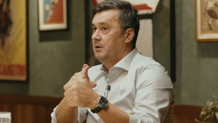 Rade Bogdanović u emisiji nabraja fudbalere koji bi igrali za Srbiju.