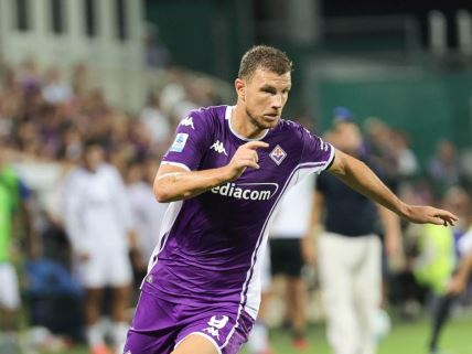 Edin Džeko Fiorentina