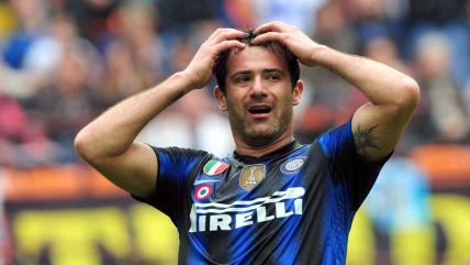 Dejan Stanković se drži za glavu u Interu