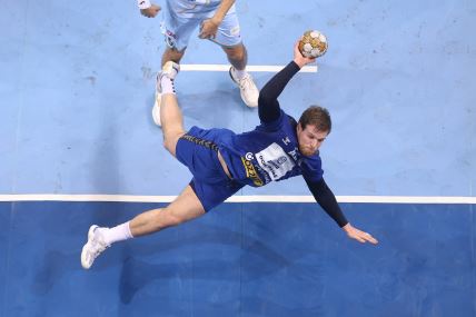 Dragan Pešmalbek u dresu Srbije.