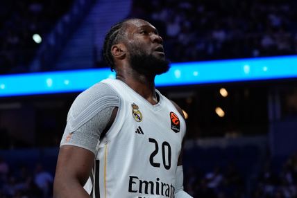 Bruno Fernando na liniji penala priprema se za šut