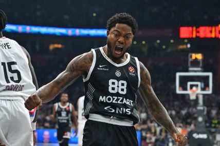 Tajrik Džouns se raduje posle poena