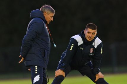 Luka Jović na treningu Srbije sa Piksijem.