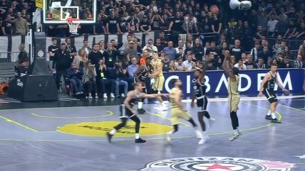 Trojka Vila Klajburna na Partizan Barselona