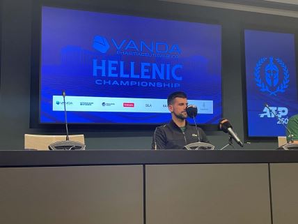 Novak Ðoković konferencija 3.jpg