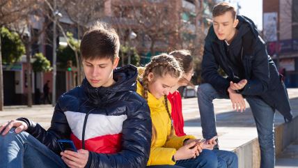 tinejdžeri, škola, deca