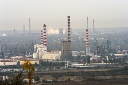 Rafinerija, naftna industrija