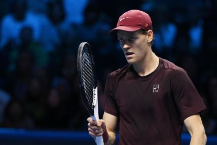 Janik Siner slavi protiv Alkaraza u Torinu