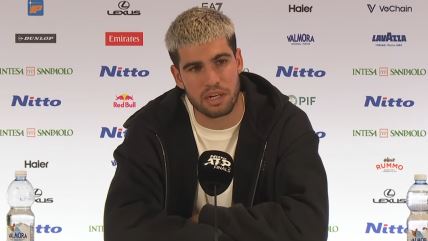 Karlos Alkaraz daje izjavu posle poraza u Torinu.
