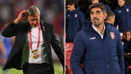 Dragan Stojković Piksi s leve strane i Veljko Paunović sa desne.