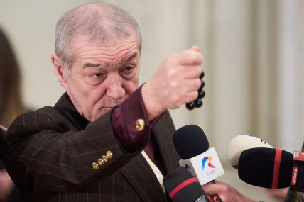 finansijer FCSB Điđi Bekali.