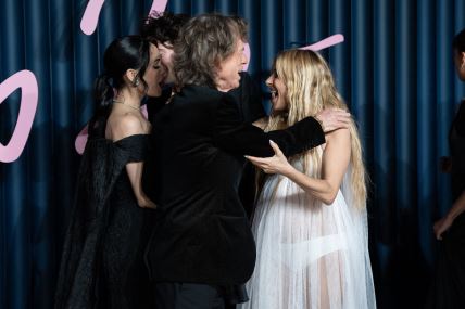 Sijena Miler trudna po 2 put sa 15 godina mlađim, došla u providnoj haljini na događaj