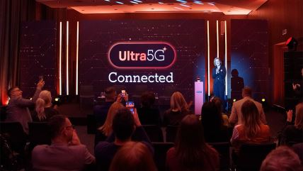 Judit Albers, CEO A1 Srbija aktivira 5G mrezu u Srbiji  copy.jpg