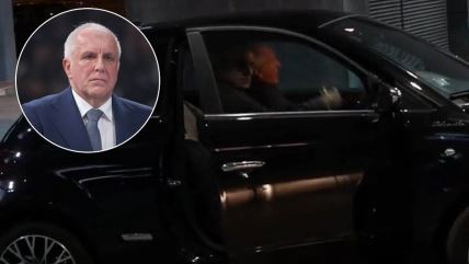 Željko Obradović snimljen u autu posle utakmice