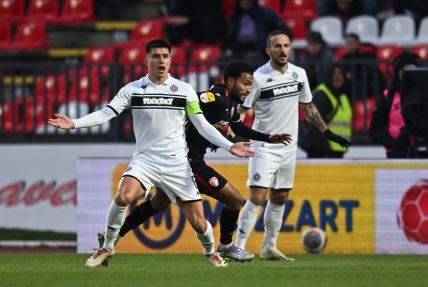 Radnički - Partizan.