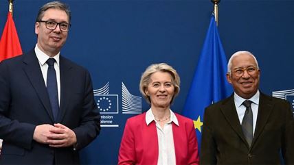 Aleksandar Vučić, Ursula fon Der Lajen, Antonio Kosta