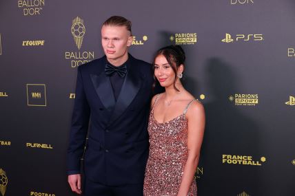 Erling Holand sa devojkom Isabel.